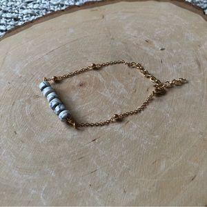 Super cute and simple marble style gold bracelet
